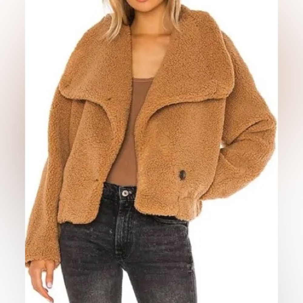 Free People We the Free Izzy wrap - Teddy Jacket in xs sand (tan) fleece Sherpa